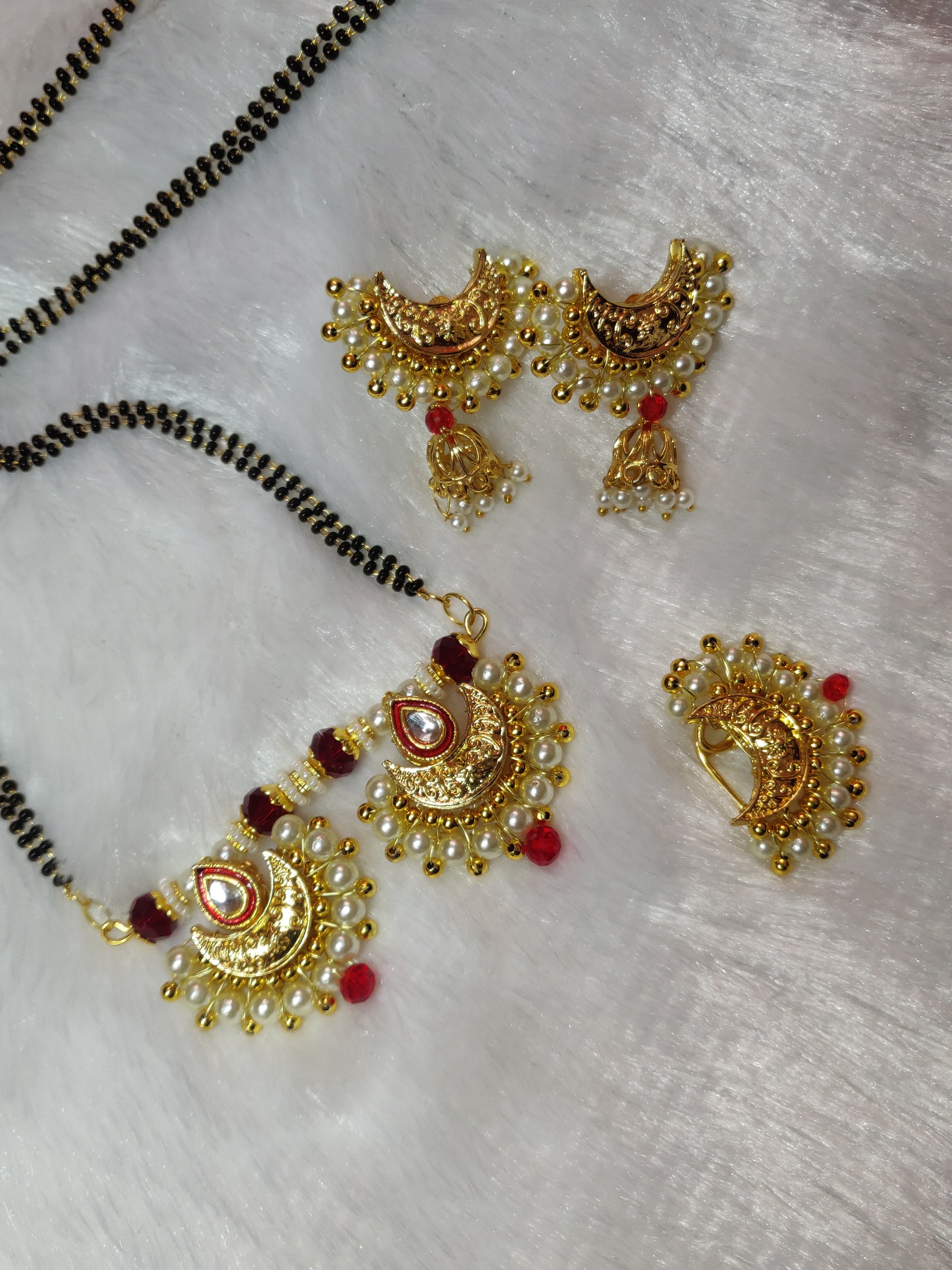 Chandrakor Mangalsutra Set